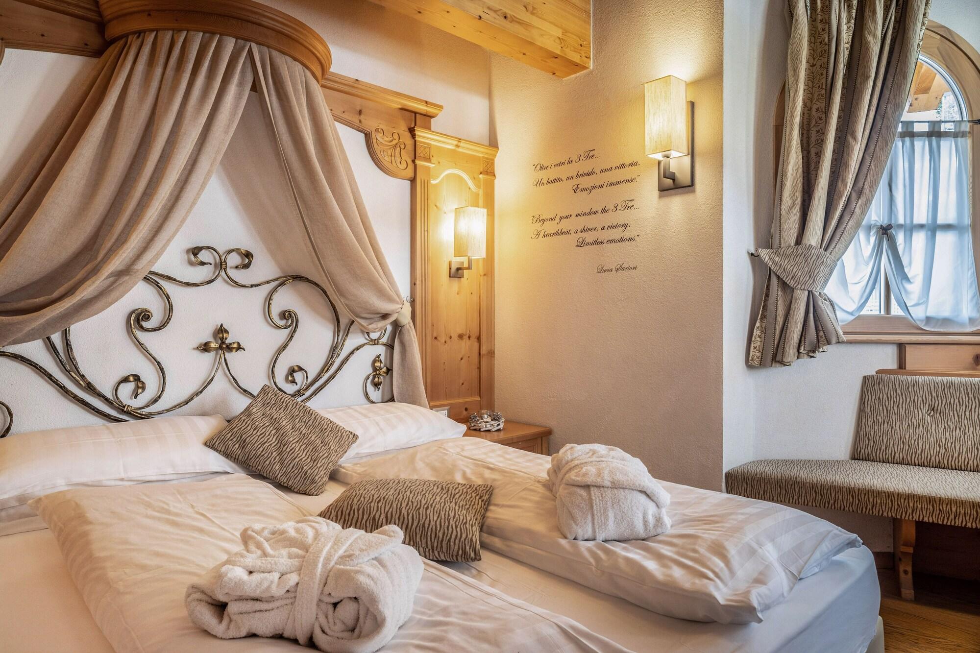 Sporthotel Romantic Plaza Madonna Esterno foto