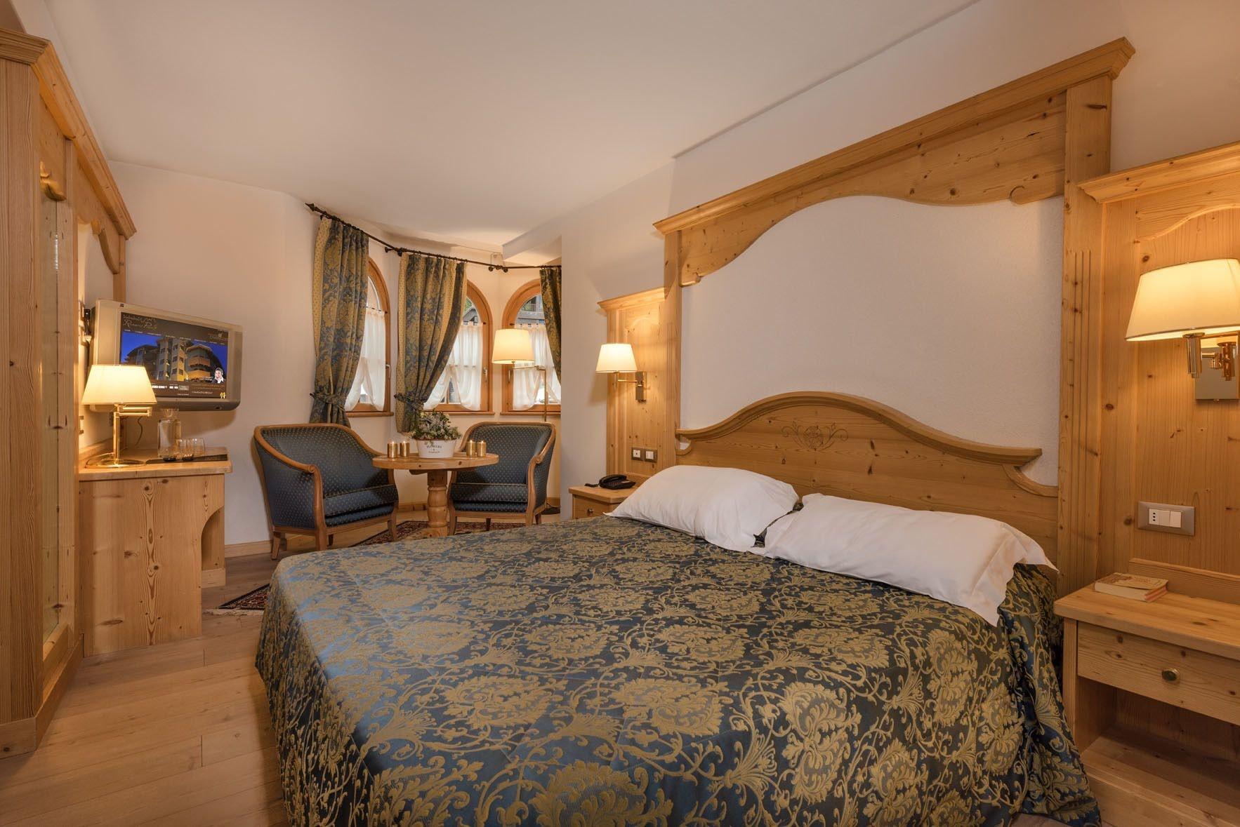 Sporthotel Romantic Plaza Madonna Esterno foto